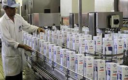 مدیرعامل بانک کشاورزی در نشست با مدیران شرکت صنایع شیر ایران تأکید کرد: ضرورت ایجاد فرآیندهای آسان و منعطف برای ارائه خدمات جامع بانکی