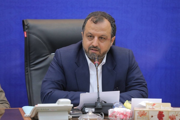 وزیر اقتصاد:باید سهم بیشتری از ارزش افزوده به استان‌ها بازگردد/ عملكرد بانك‌های خصوصی قابل قبول نیست