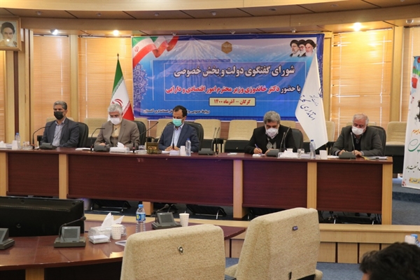 وزیر اقتصاد تأکید کرد:ضرورت تسریع درتعیین تكلیف سیاستهای اقتصادی اختلال زا