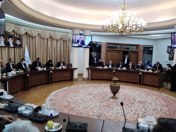 وزیر اقتصاد:بازگشت اعتماد فعالان اقتصادی به سیاست های اقتصادی دولت، اولویت این وزارتخانه