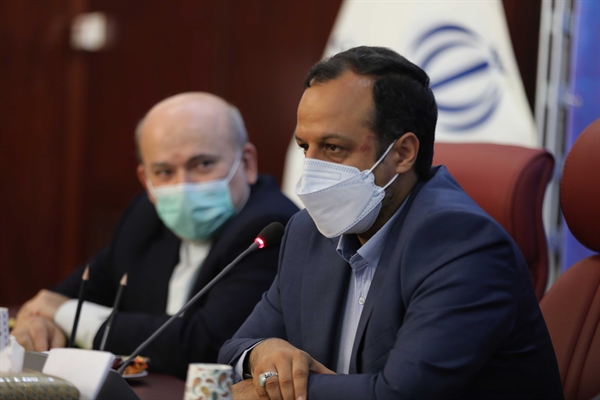 تکلیف وزیر اقتصاد به رئیس جدید سازمان سرمایه گذاری:توسعه و تحكیم مناسبات اقتصادی با دیگر كشورها