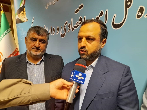 وزیر اقتصاد:تا ۱۰ روز آینده آیین نامه تسهیلات تبصره ۱۸ قانون ‌بودجه ابلاغ می شود/انتظار داشتیم مصوبات سفر رئیس جمهور با سرعت بیشتری در گیلان پیاده شود