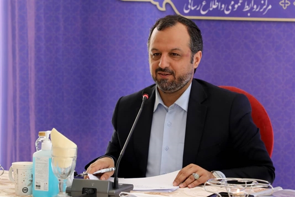 نگاهی به سفر وزیر اقتصاد به كرمانشاه / از تاكید بر توانمندسازی استان‌ها تا حمایت از اشتغال خرد
