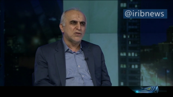 وزیر امور اقتصادی و دارایی:از تدبیر حكیمانه مقام معظم رهبری در موافقت با آزاد سازی سهام عدالت در اختیار مردم قدردانی می كنم