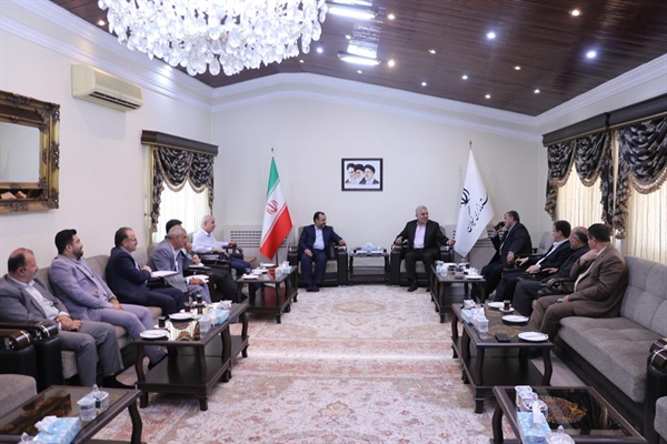 وزیر اقتصاد در دیدار با استاندار گیلان تاکید کرد:بانك ها موظف اند به تعهدات خود در حوزه تسهیلات به خصوص در بخش اشتغال و تولید عمل كنند