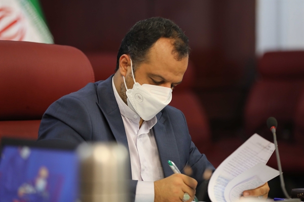 وزیر اقتصاد در تحلیل بودجه سال ۱۴۰۱‌؛باید از بازگشت به دوران اعتیاد بودجه به نفت پرهیز كرد/ تصویب مؤثر نخستین سند اقتصادی مشترك دولت و مجلس متضمن تعامل و همكاری نزدیك این دو نهاد